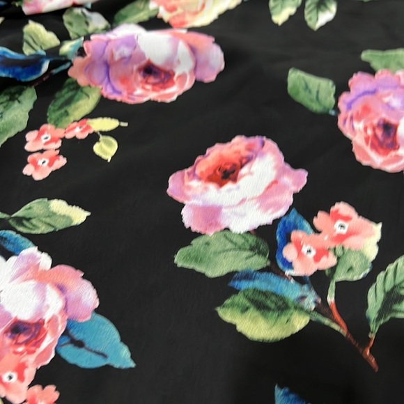 GB Girls top size extra large - Picture 2 of 10